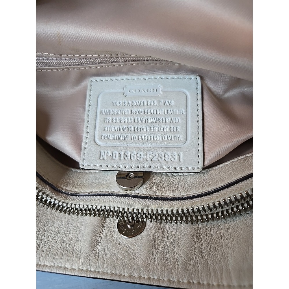 Vintage Coach white woven leather shoulder bag tassel turn lock large 2013 S1 - Picture 13 of 16